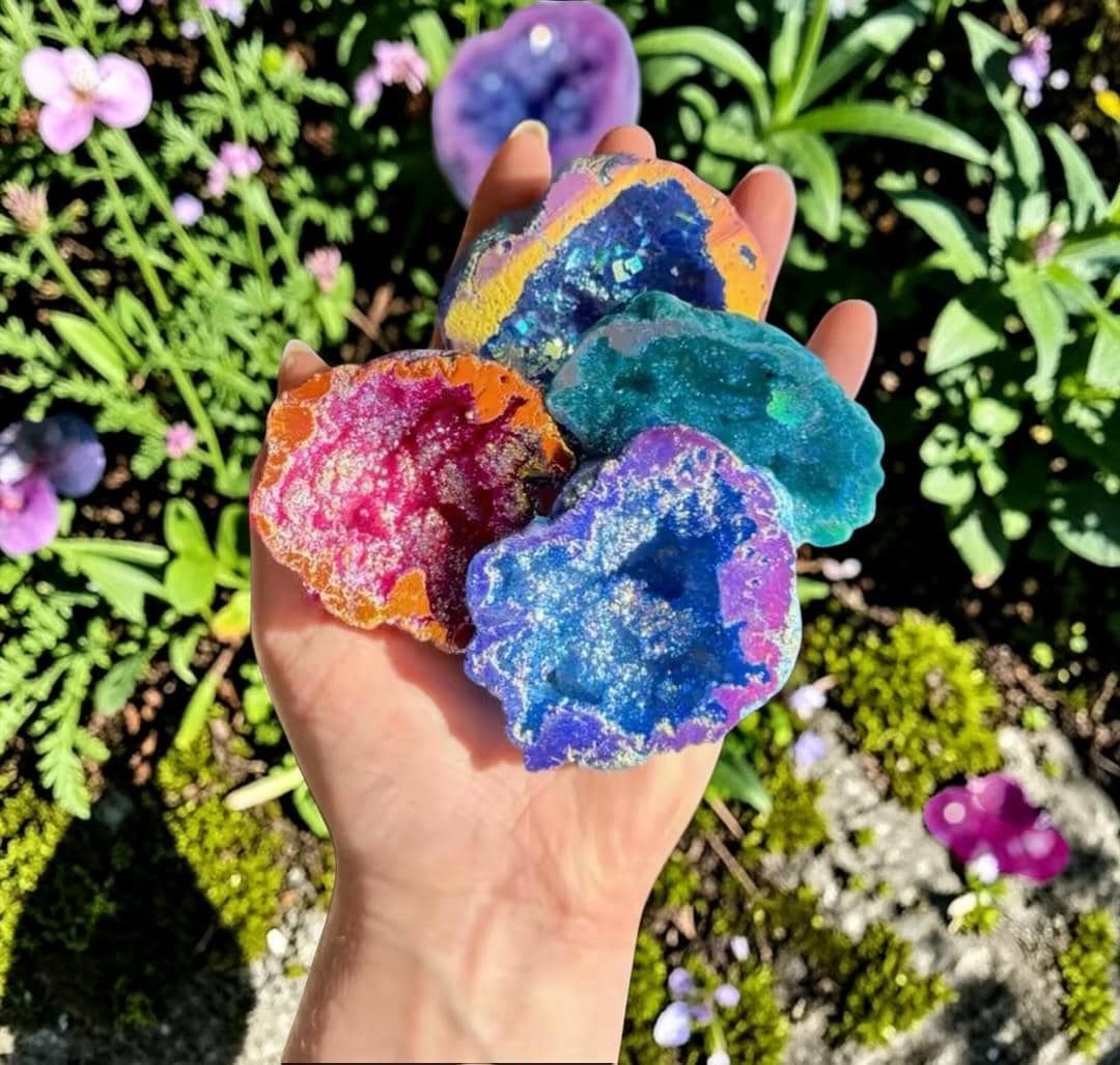 Aura Quartz Geode in a Gift Box, Mystery Rainbow Aura Crystal Decor, Spiritual Keepsake, Luna by Louise UK