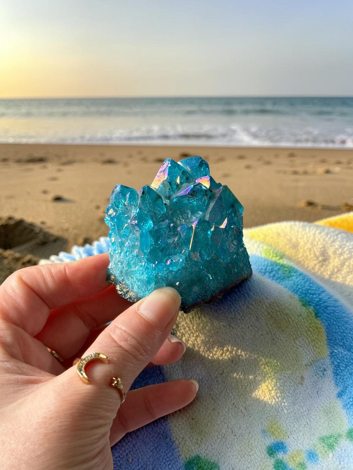 Aqua Aura Amethyst Cluster: Calming Crystal for Meditation