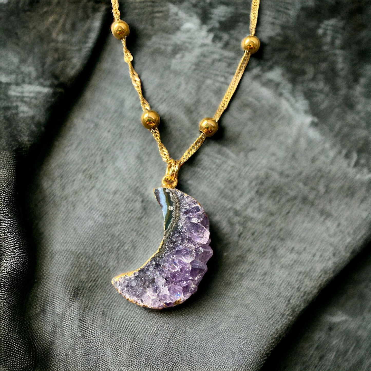Amethyst Agate Crescent Moon Pendant - Gold-Plated Healing Crystal Necklace