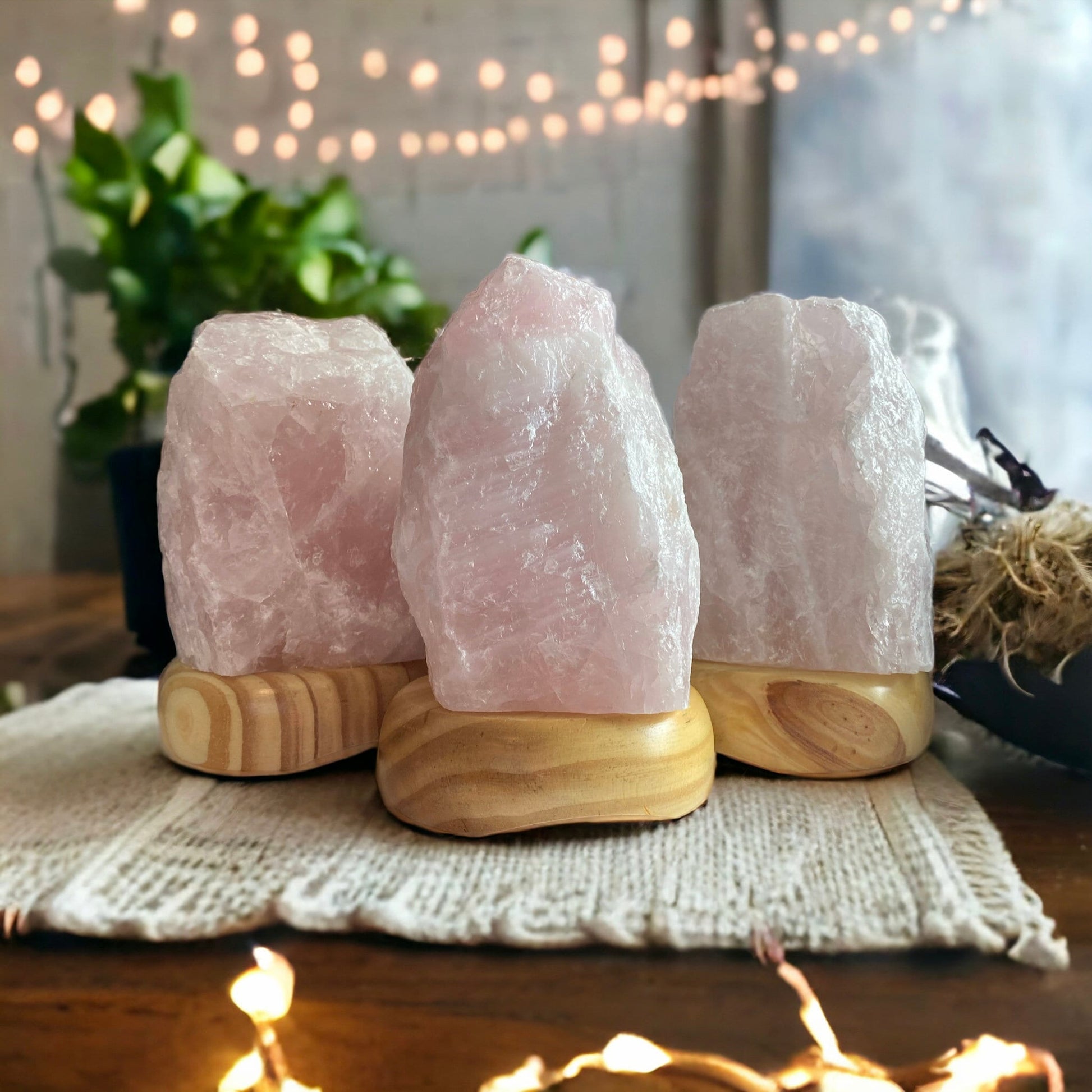 Rose Quartz Crystal Lamp: E14 LED Bulb, Wooden Stand