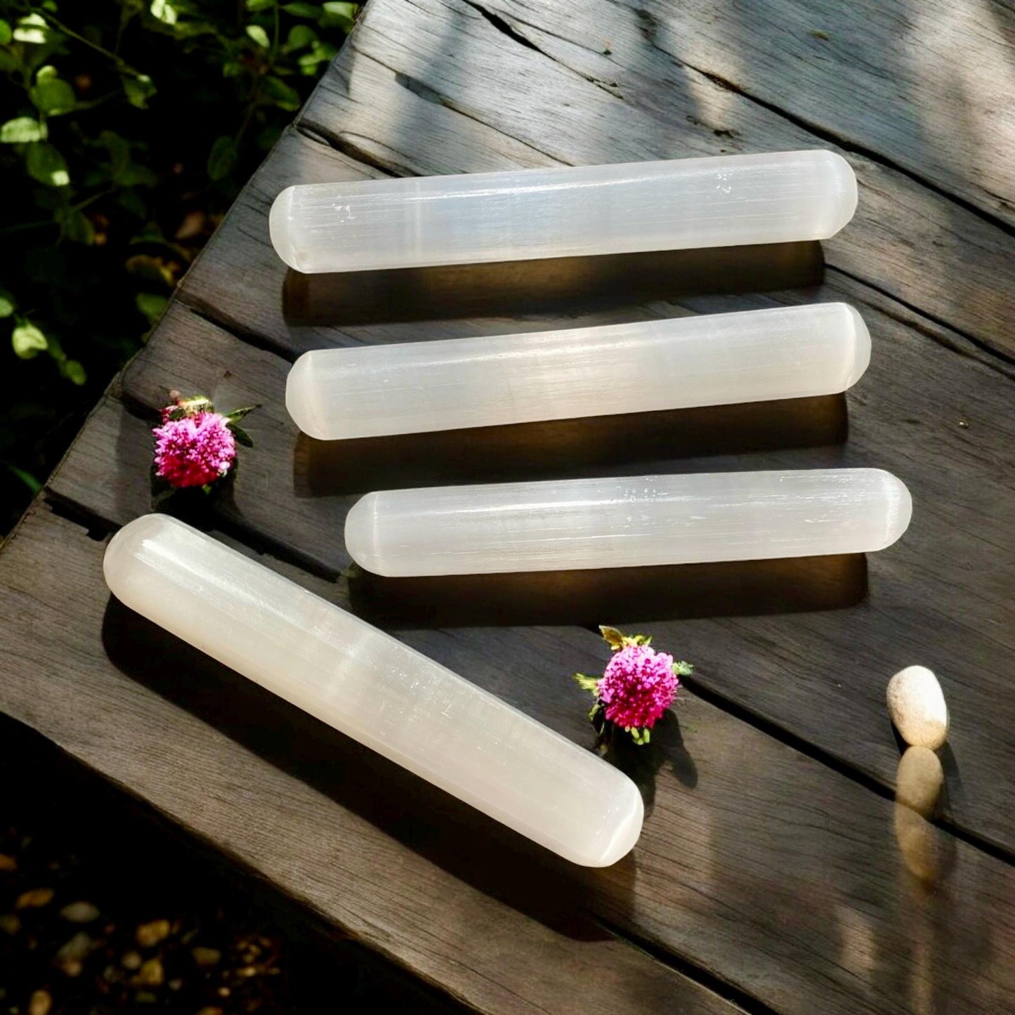 Selenite Crystal Wand: Spar Stone for Clearing & Charging. 15cm approx