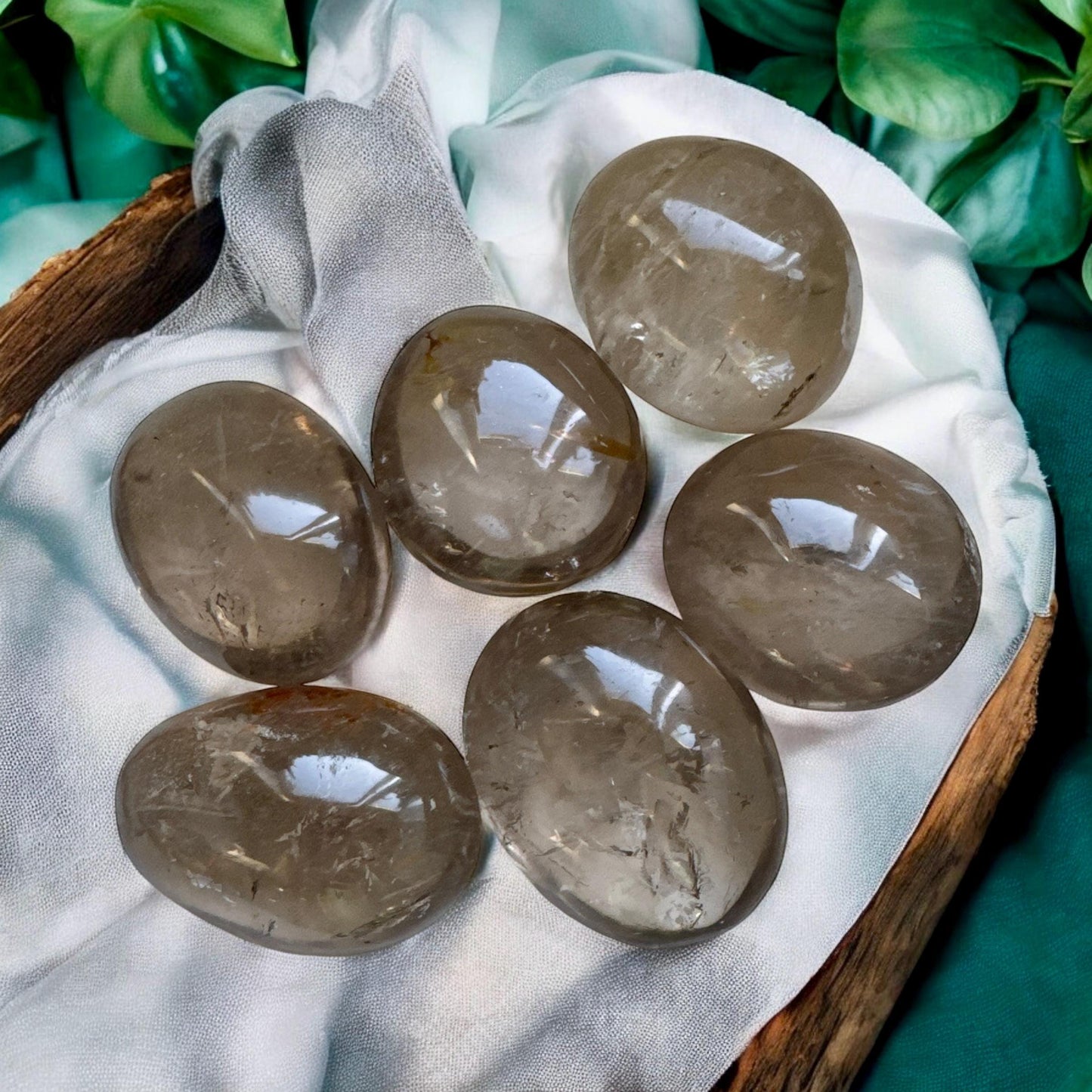 Smokey Quartz Palm Stone: Clarity & Grounding Crystal