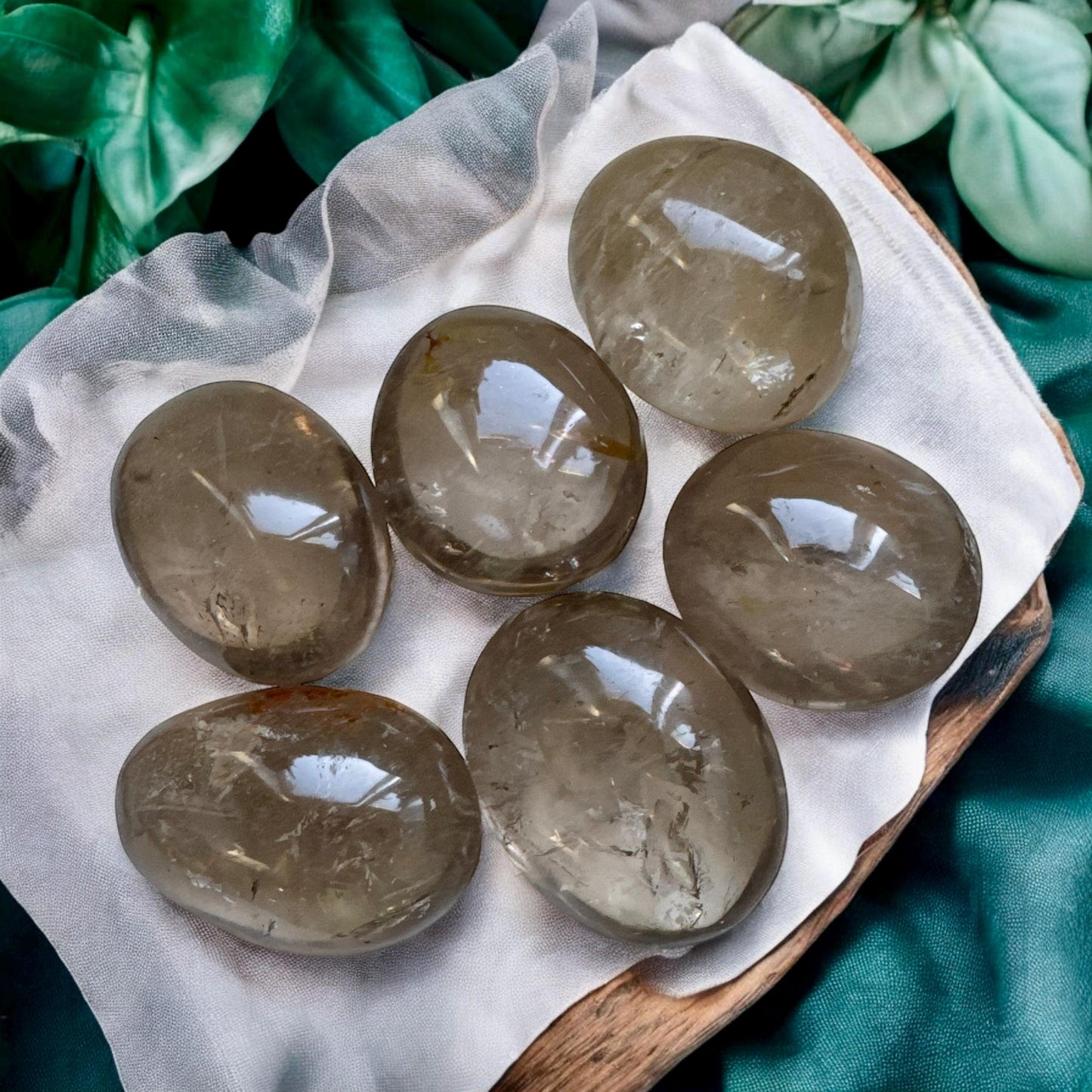 Smokey Quartz Palm Stone: Clarity & Grounding Crystal