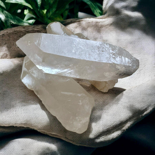 Large Clear Quartz Crystal Point: Raw Healing Stone (3-4 Inches)