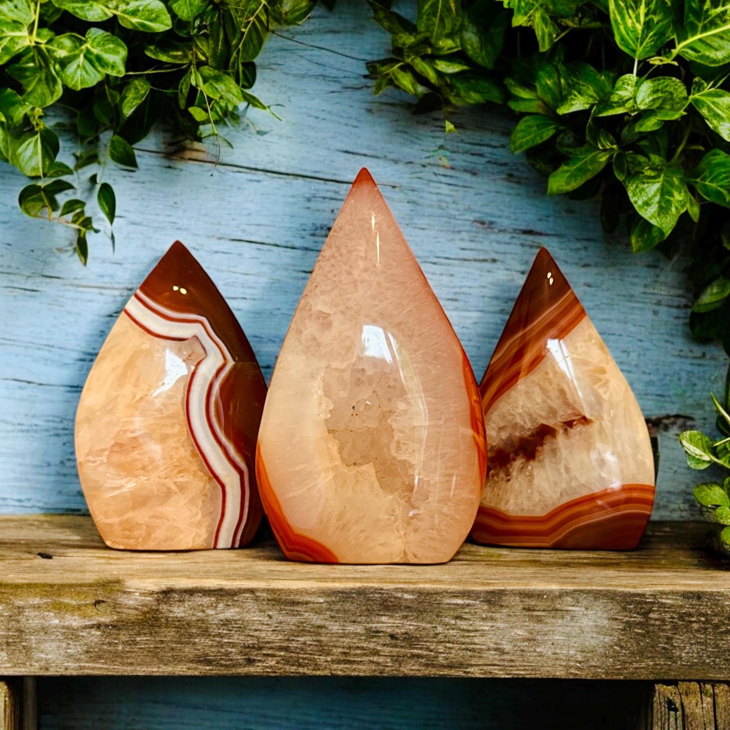 Carnelian Crystal Flame: Vibrant Free Form for Motivation