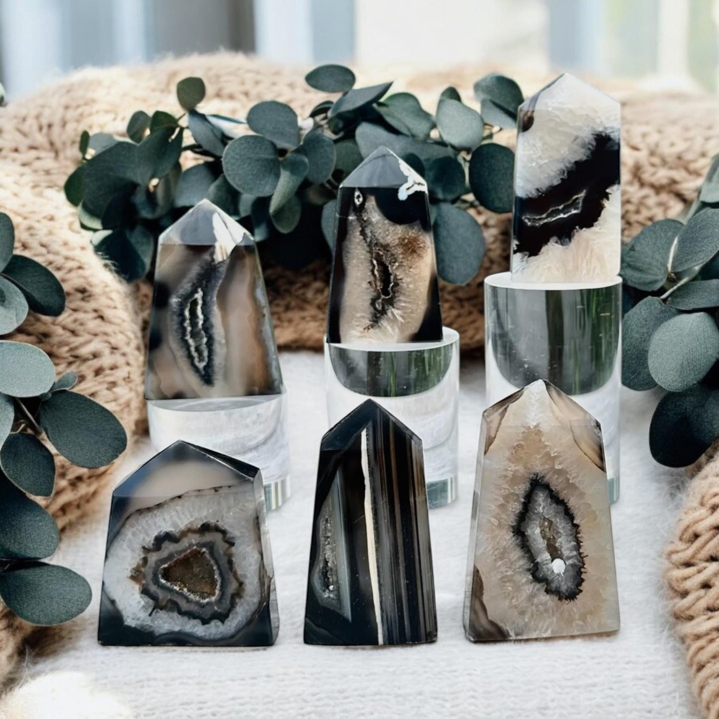 Black Onyx Druze Obelisk Tower: Protective Crystal Decor