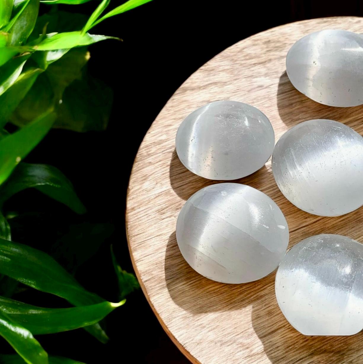 Selenite Palmstone: Natural Crystal for Cleansing & Meditation (70-80mm)