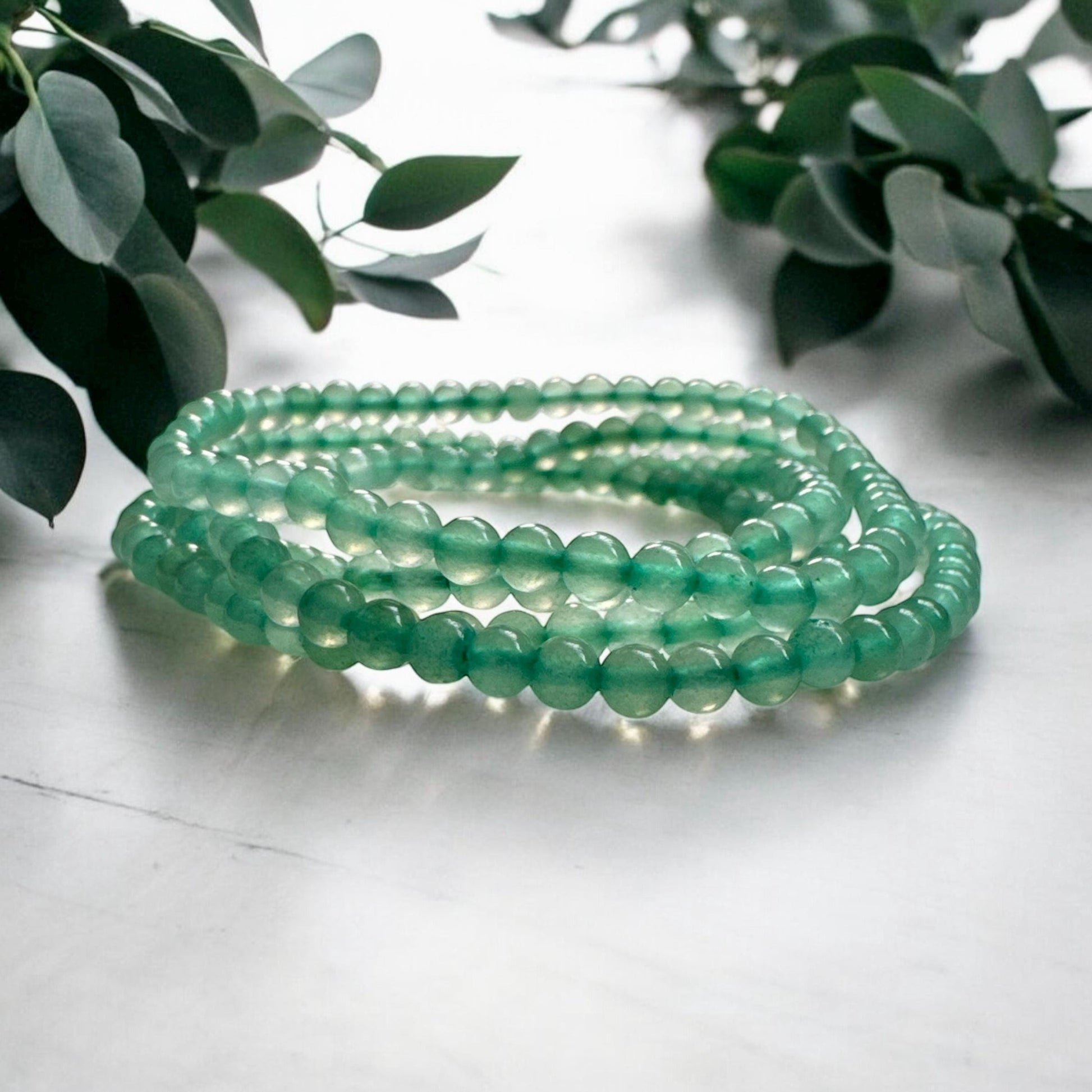 Green Aventurine Crystal Beaded Bracelet: Handmade Soothing Energy Stone, 7.5"