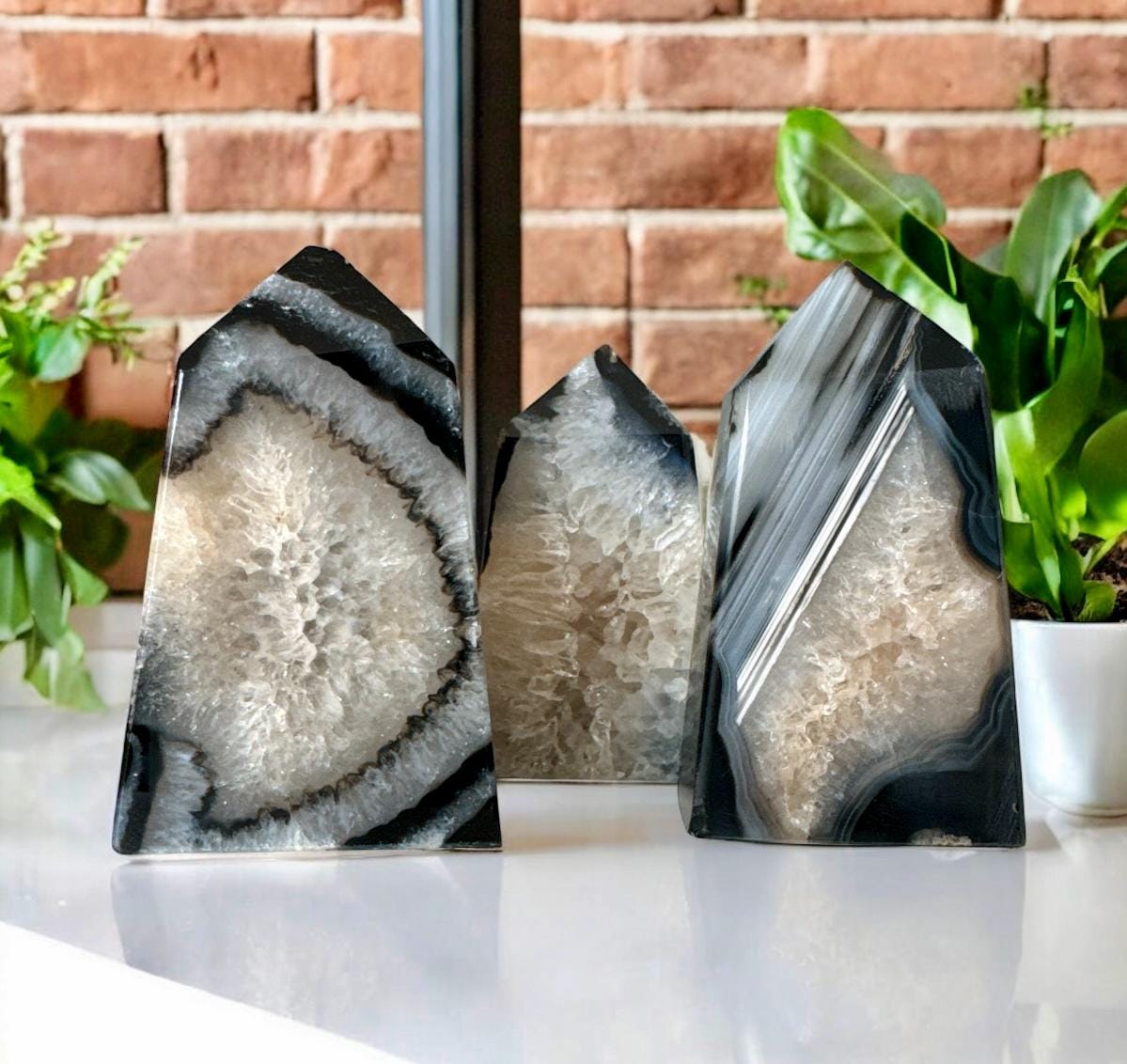 Black Onyx Druze Obelisk Tower: Protective Crystal Decor