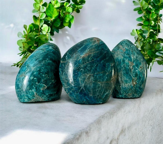 Blue Apatite Freeform – Soothing and Serene Crystal Energy | Luna by Louise, Crystal Shop UK