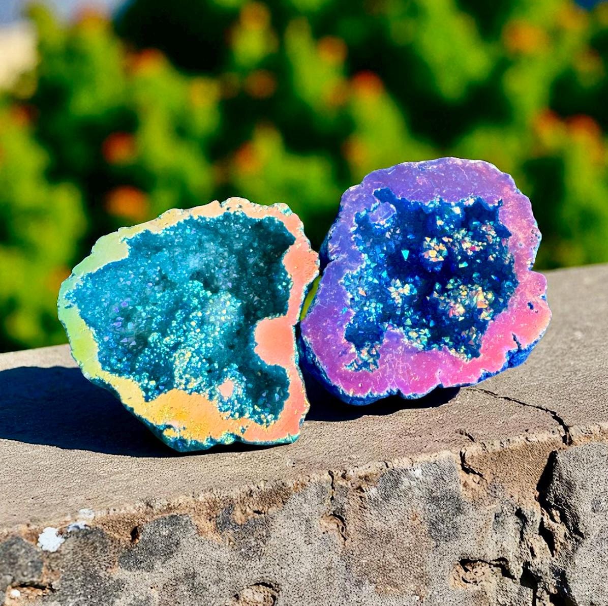 Aura Geode Gift Box: Radiant Rainbow Crystal, Magical Keepsake