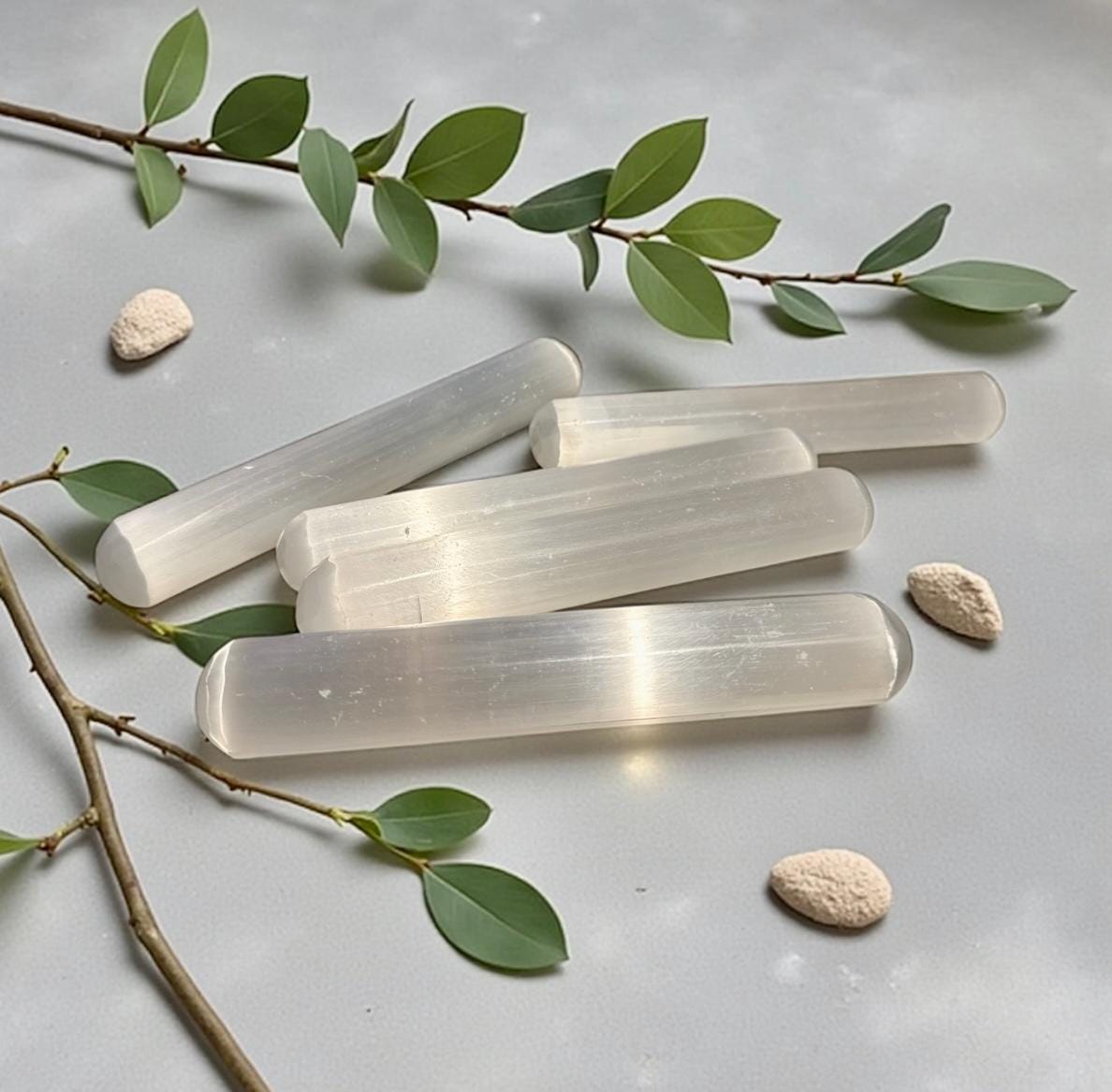 Selenite Crystal Wand: Spar Stone for Clearing & Charging. 15cm approx