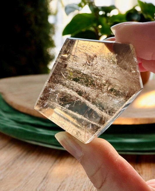 Golden Rutilated Quartz Free Form: High-Vibration Crystal