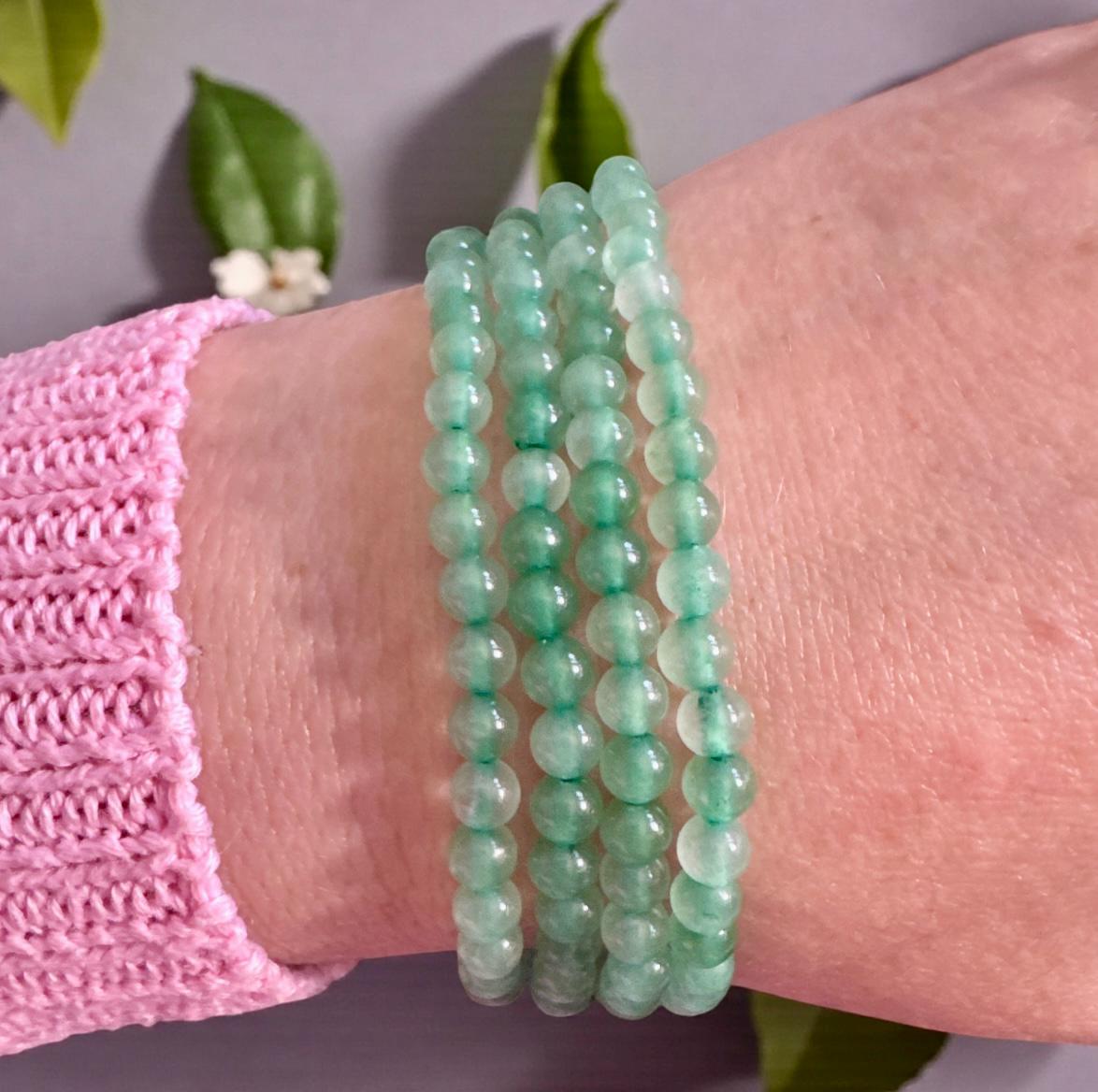 Green Aventurine Crystal Beaded Bracelet: Handmade Soothing Energy Stone, 7.5"