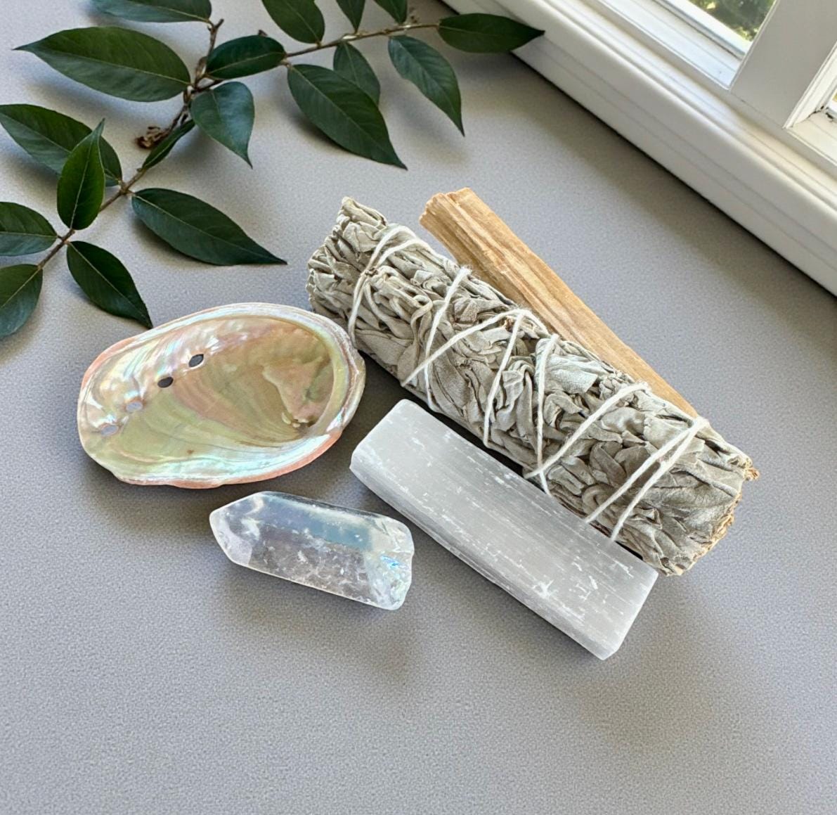 Smudge Cleansing Set – Abalone Shell • Selenite Stick • Palo Santo • Sage Bundle