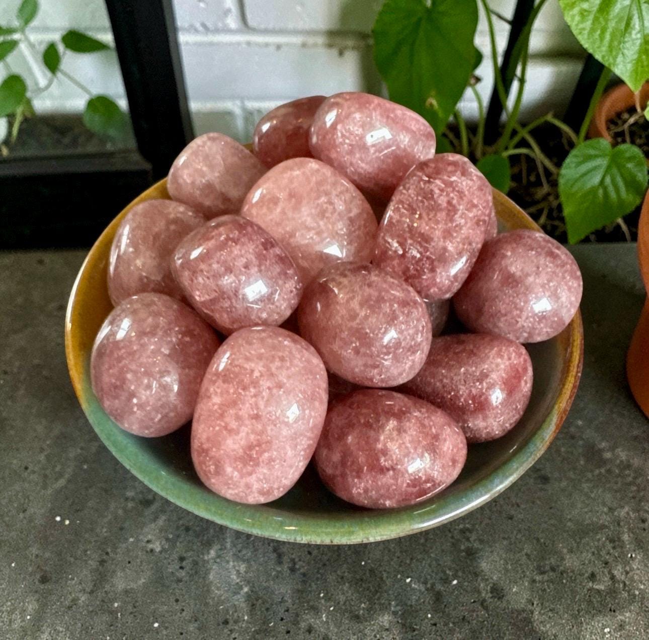 Strawberry Quartz Tumble Stone – Love, Joy & Positivity | Luna by Louise, Crystal Shop UK