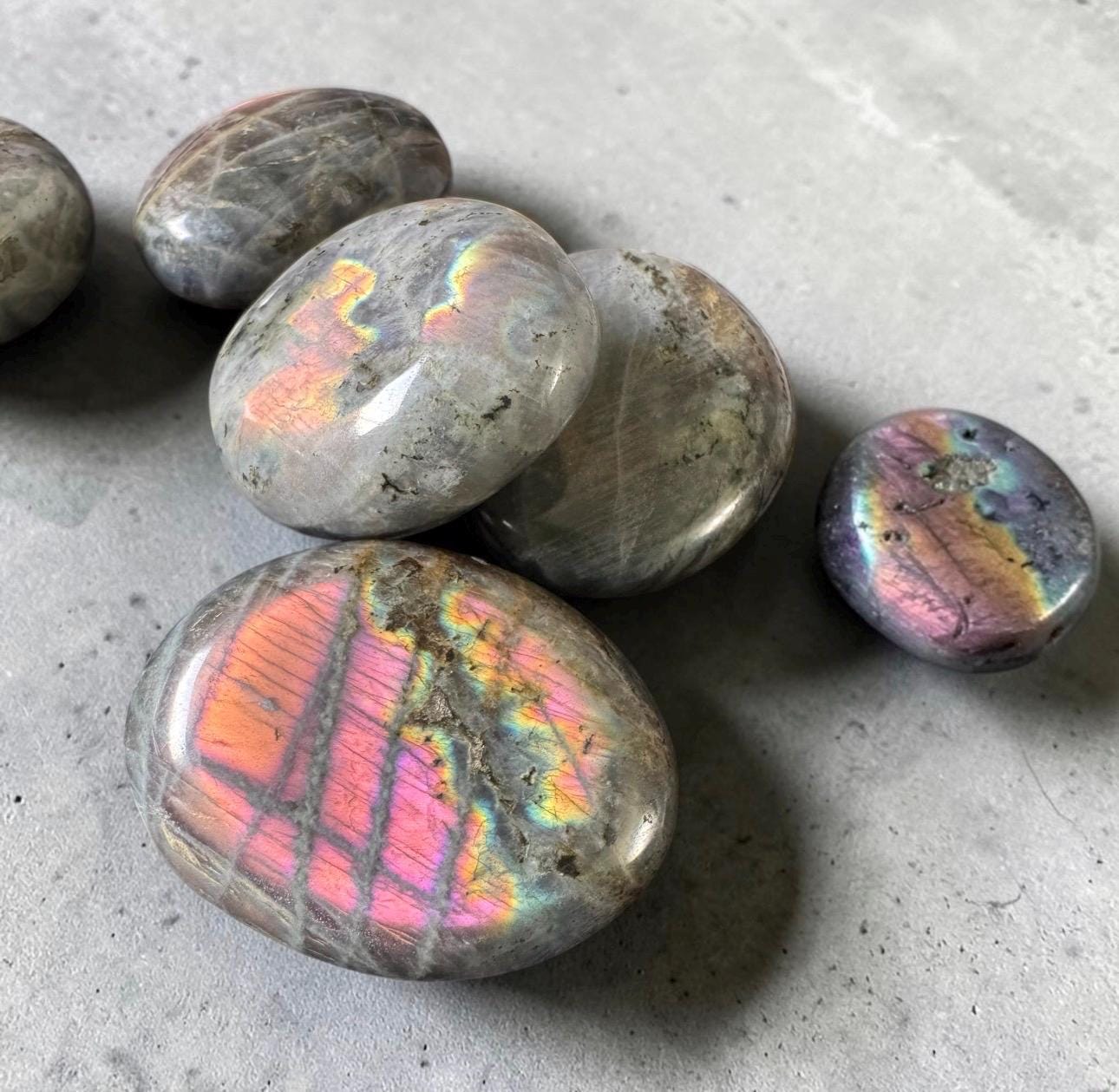 Sunset Labradorite Palm Stone: Pink - Purple - Gold and Blues. Calming Crystal for Meditation