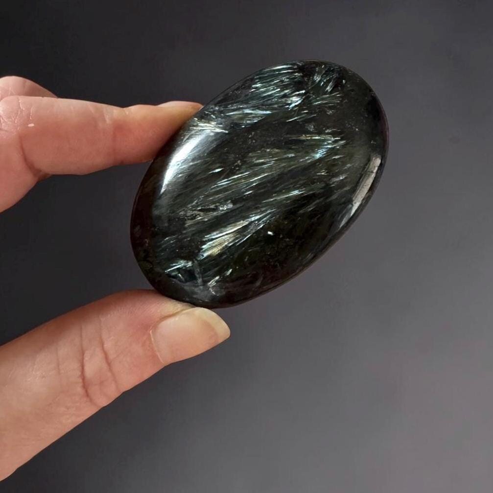 Astrophyllite Blue Arfvedsonite Palm Stone – Rare Feather Crystal for Transformation Insight