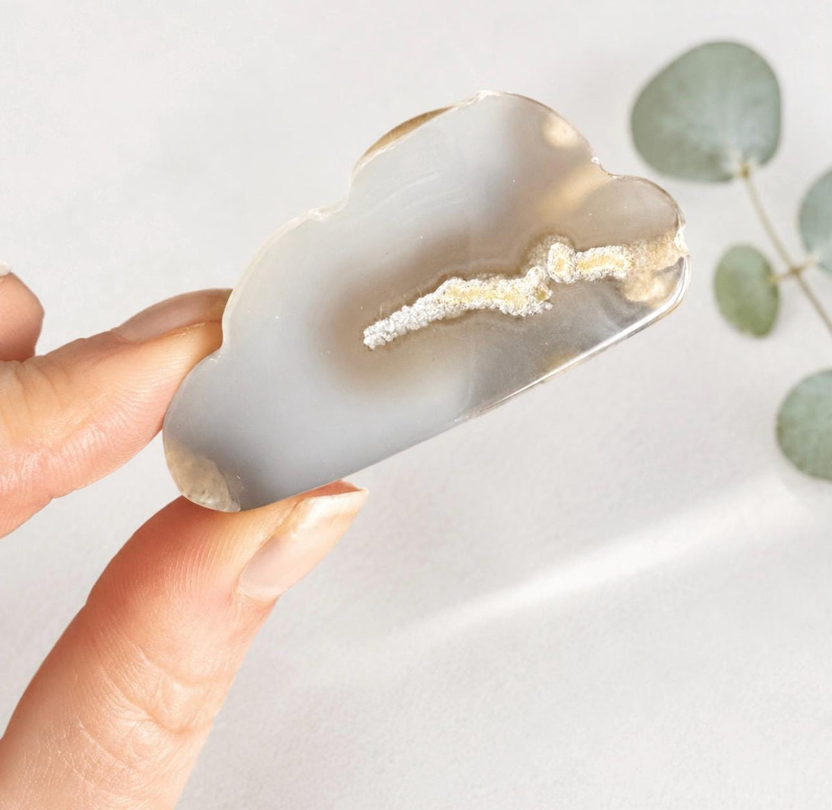 Agate Crystal Cloud Carving – Grounding, Balance & Calm | Natural Crystal Ornament