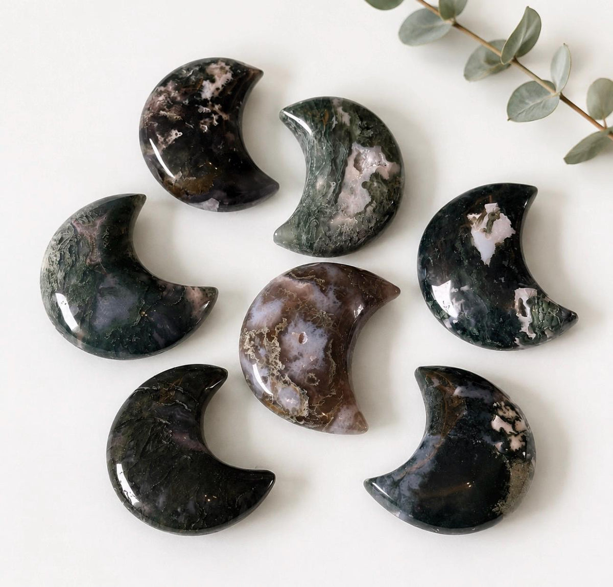 Moss Agate Crystal Moon – Growth, Abundance & New Beginnings | Crescent Moon Carving