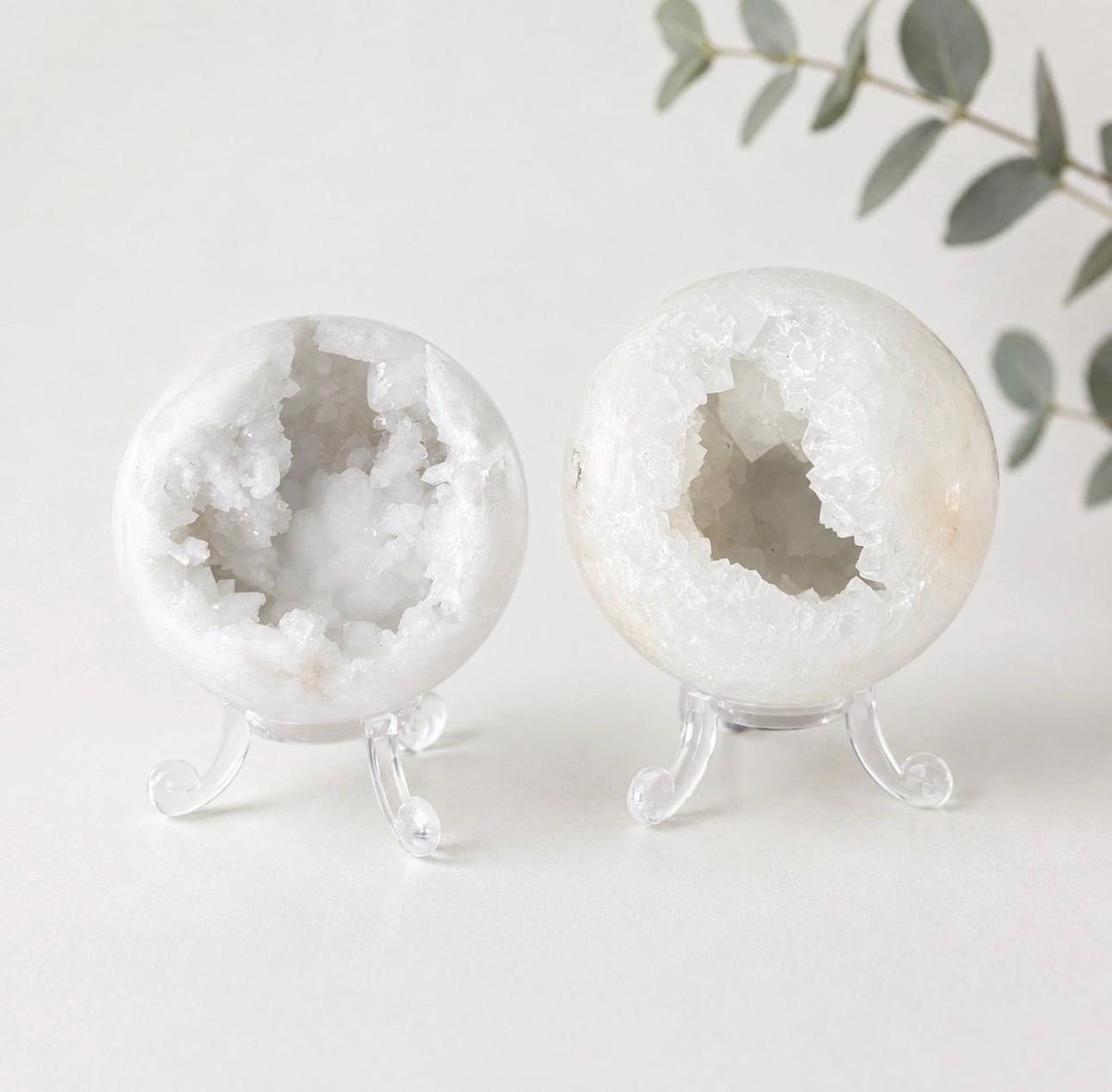 White Quartz Druzy Crystal Sphere – Natural Sparkling Quartz | Clarity, Cleansing & Positive Energy